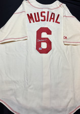 2022 Leaf Autographed Jersey Multi-Sport Edition Memorabilia 11