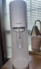 SodaStream Terra Sparkling Water Maker – White – Pre-Owned, Great Condition