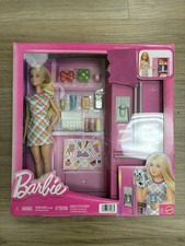 Barbie Barbies Kitchen Doll And Kitchen Set Fridge And 10 Accessories Including