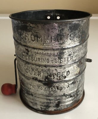 Excellent Vintage Classic  Jacob Bromwell Three Cup Tin  Flour Sifter