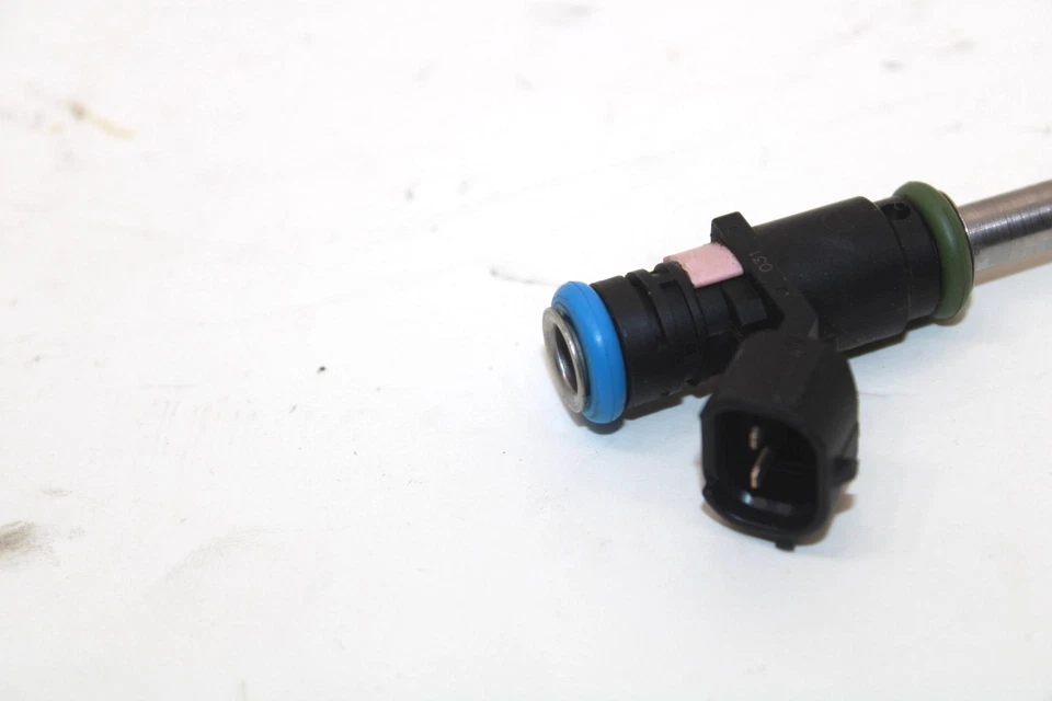 Ski-doo Grand Touring 900 2017 OEM inyector de combustible 420874847 SS65 Foto 4 de 4