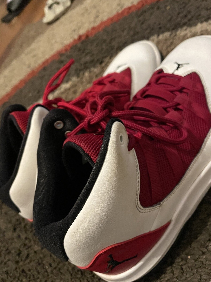 jordan max aura junior white