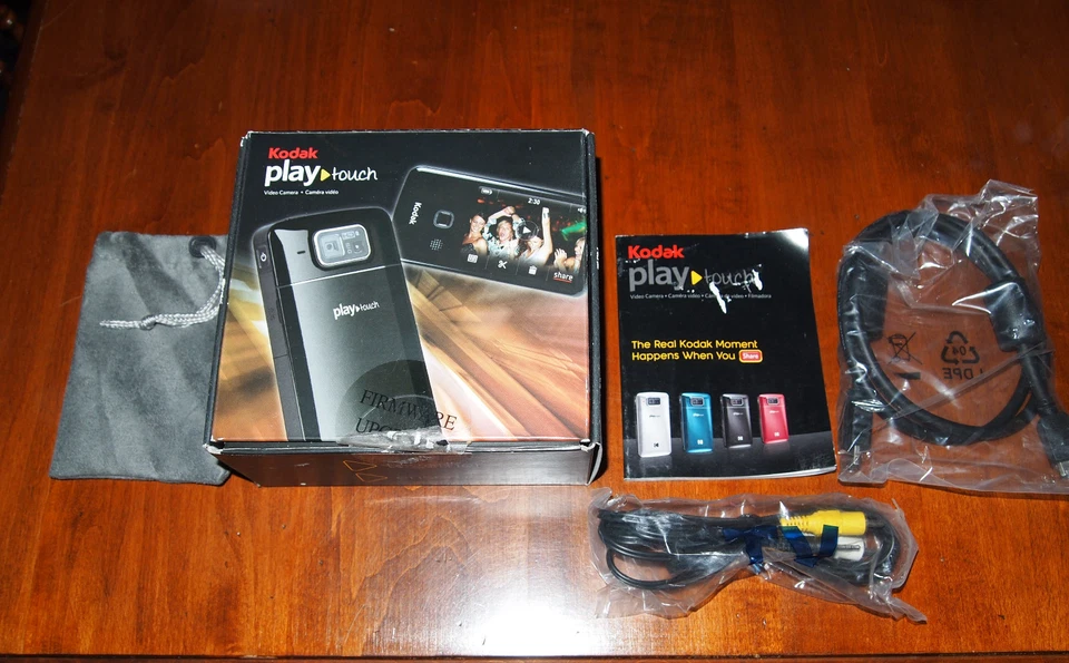 Kodak Play Touch High Definition Camcorder Model Zi10 - Image 2 of 4