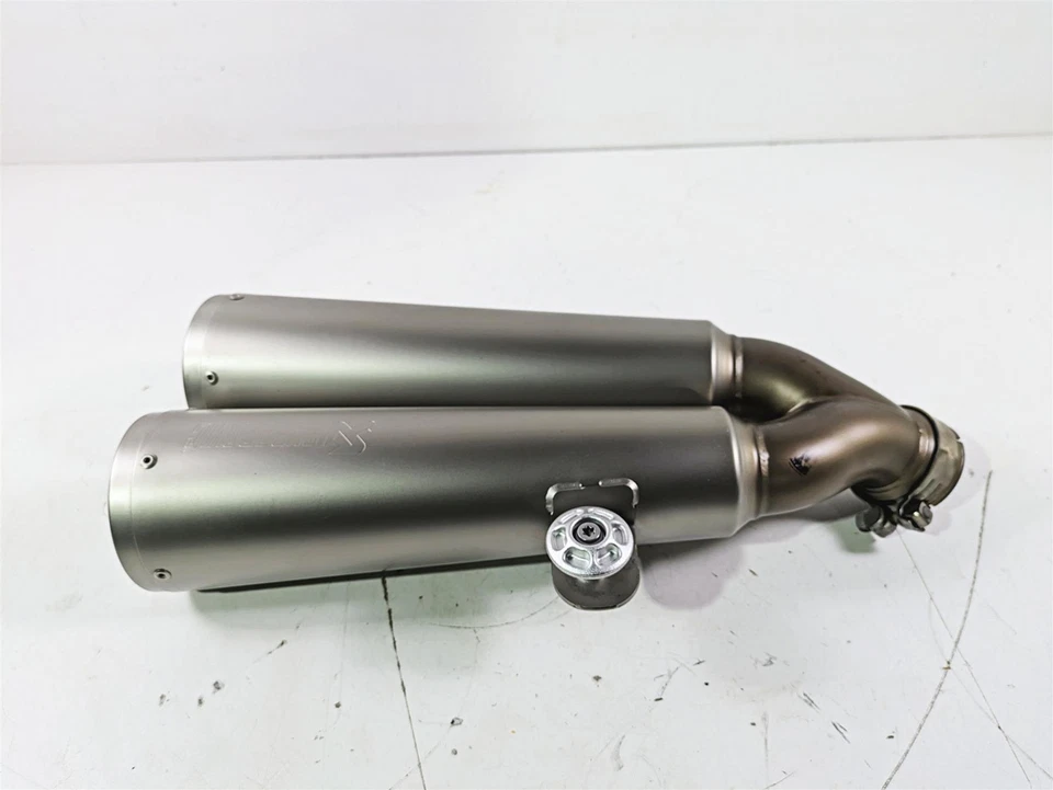 Silenciador de tubo de escape 2015 BMW R nineT K21 bom fabricante de equipamento original Akrapovic 18518544817 - Imagem 3 de 4