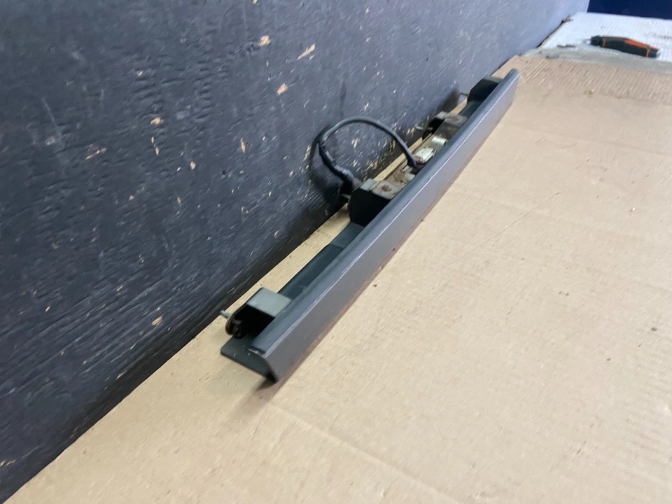 Luces de licencia traseras Infiniti G20 1999 a 2002 moldeadas G3477 PS Foto 4 de 4