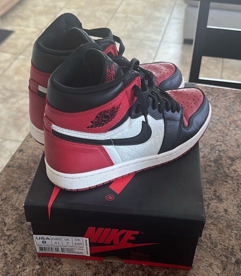 J0RDAN 1 Bred Toe Sz 8M