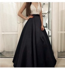 JVN Black and Beige Embellished Beaded Bodice Prom Dress Formal Gown Size 6