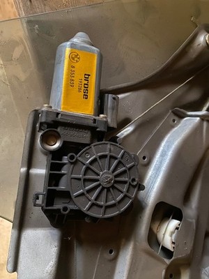 BMW E36 Cabrio Fensterheber/ Schere mit Scheibe und Motor für hinten L.u.R