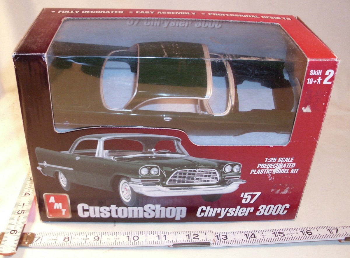 AMT 57 CHRYSLER 300C CUSTOMSHOP CAR MODEL KIT 1/25 BOXED 30247 | eBay