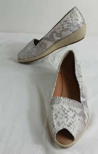 Alpargata Gentle Souls de Kenneth Cole Lissa con volantes punta superior de peep 8,5 - Imagen 4 de 8