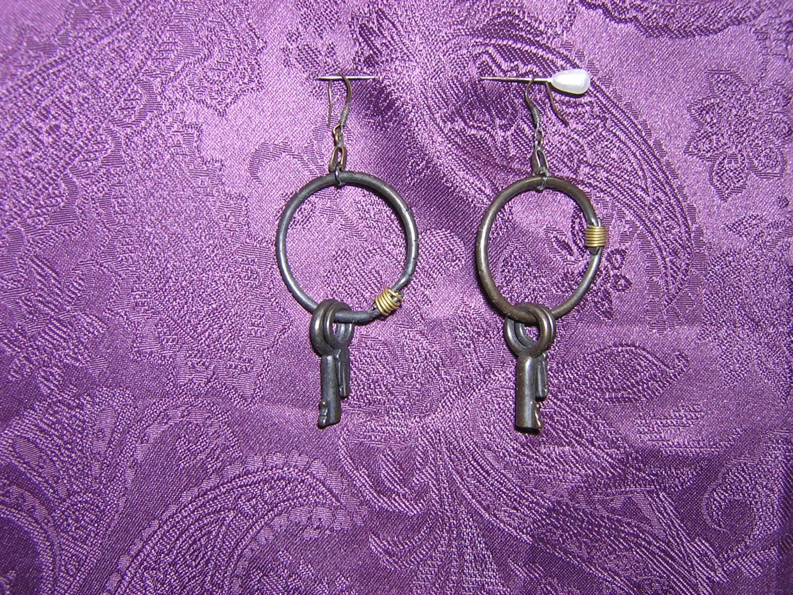 steam punk earrings, keys-image