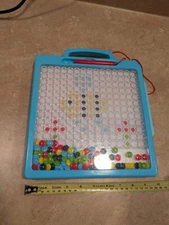 Chuckle & Roar - Magnetic Dot Art Designer - Kids Color by Number Multicolor 