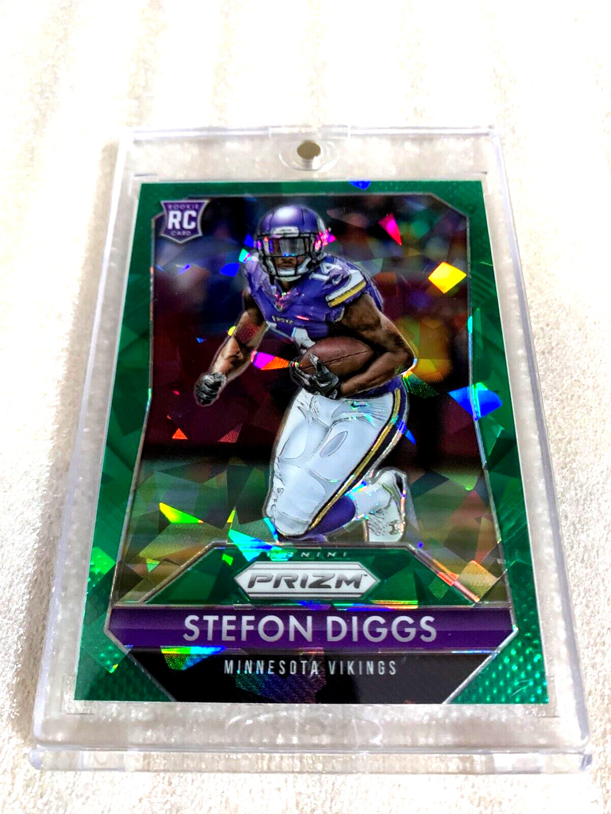 2015 STEFON DIGGS - PRIZM GREEN CRYSTALS ROOKIE PRIZM RC SP # 68/75 (GORGEOUS!!)