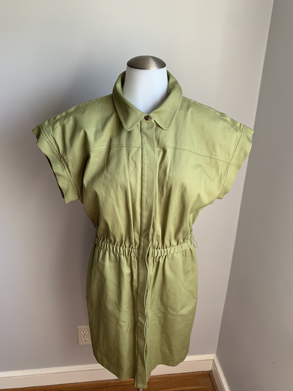 Women’s LDT Solid Green Button Up Collared Shirt … - image 1