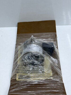 #ad #ad WIKA PGS23.100 Pressure Gauge With Contact Device $522.50