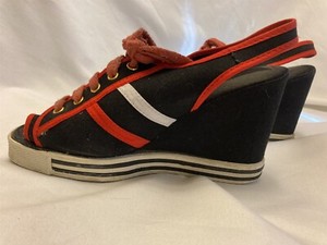 Vintage red white black wedge heeled sneakers estimated size 7 - must see!
