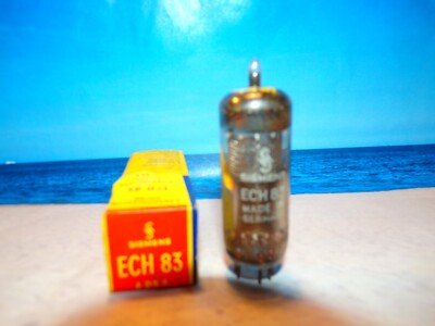 ECH83 SIEMENS # NOS NIB (4586)