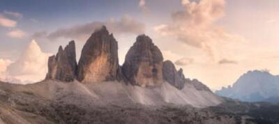 Wandbild: Bergkammansicht von Tre Cime di Lavaredo, Südtirol, Dolomiten [...]