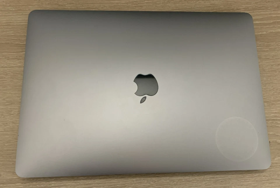 MacBook Pro A2338 13.3" M1 8 CPU/8 GPU 16GB 512GB NVMe CAM macOS B-Ware6 - Bild 3 von 3