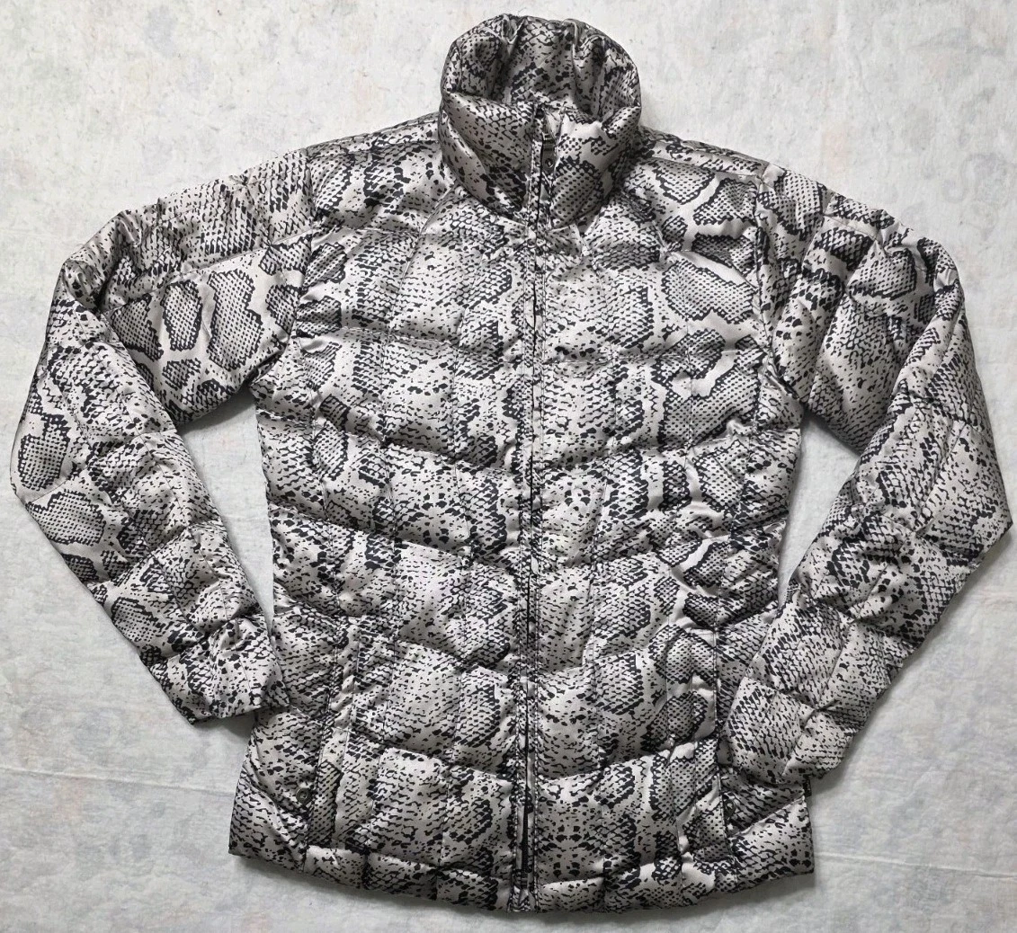 Obermeyer Silver Snake Skin Design Ski Jacket Coat Womens Sz S Puff Down