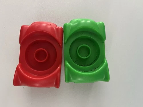 Lot Of 4 VTG Fisher Price Little People & Cars From The 90s