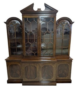 Vintage Century “Sutton Collection” Breakfront , Mahogany, 95.5″H, PA6888MB