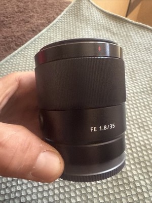【U0622】Sony FE35mmF1.8 SEL35F18F Amazon.com : Sony FE 35mm F1.8 Large Aperture Prime Lens