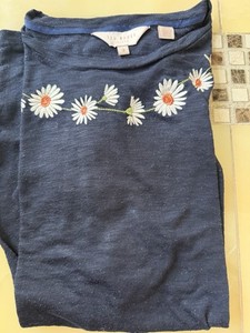 Ted Baker London Women’s Floral Daisy Embroidery Blue Top Ted 3 Or Large