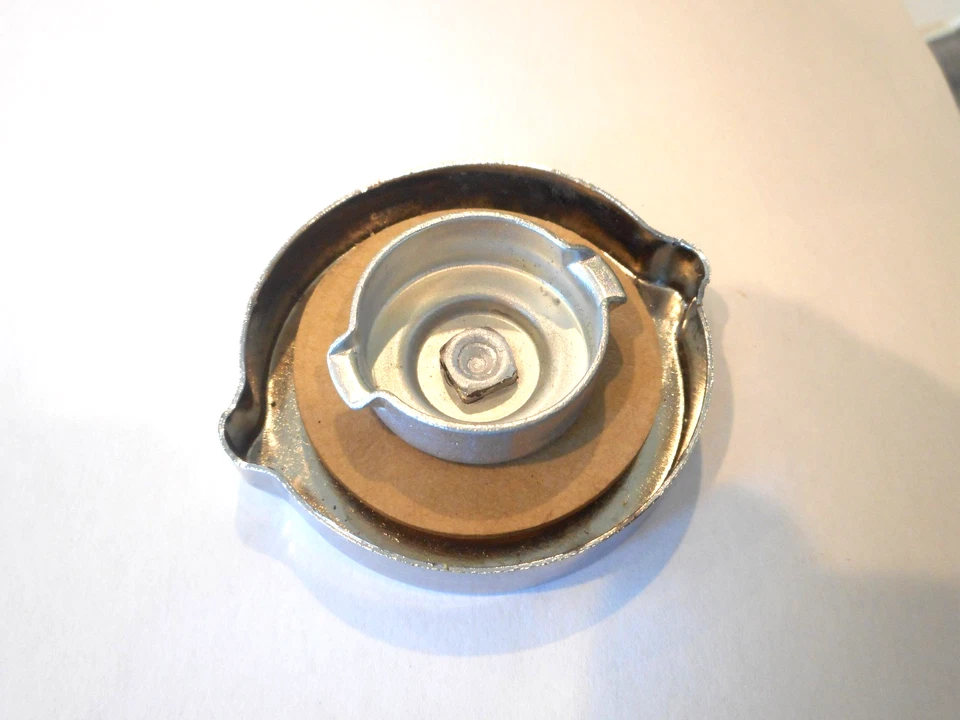 1966 - 68 Corvette OEM 3882864 Oil Fill Tube Chrome Cap 327 L-79 66 67 68 350 HP - Image 4 of 4