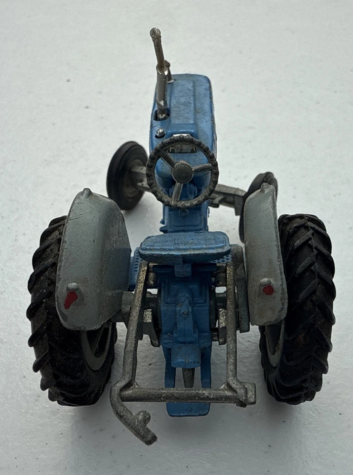 Vintage 1969 Corgi 74 Diecast Blue Ford 5000 Super Major Farm Tractor Read Disc - Image 4 of 4