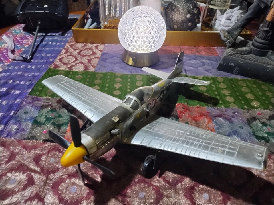 Vintage Testors Made In USA Control Line Tether P-51 Mustang Toy Airplane - Image 3 of 4