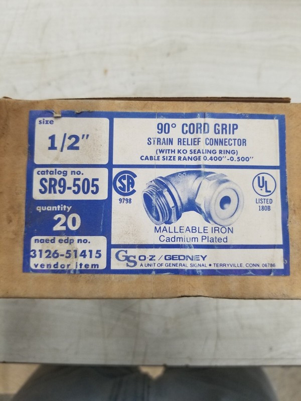 O-Z Gedney 1/2" 90 Deg. Cord Grip Cat# SR9-505 Qty. 20 New In Box