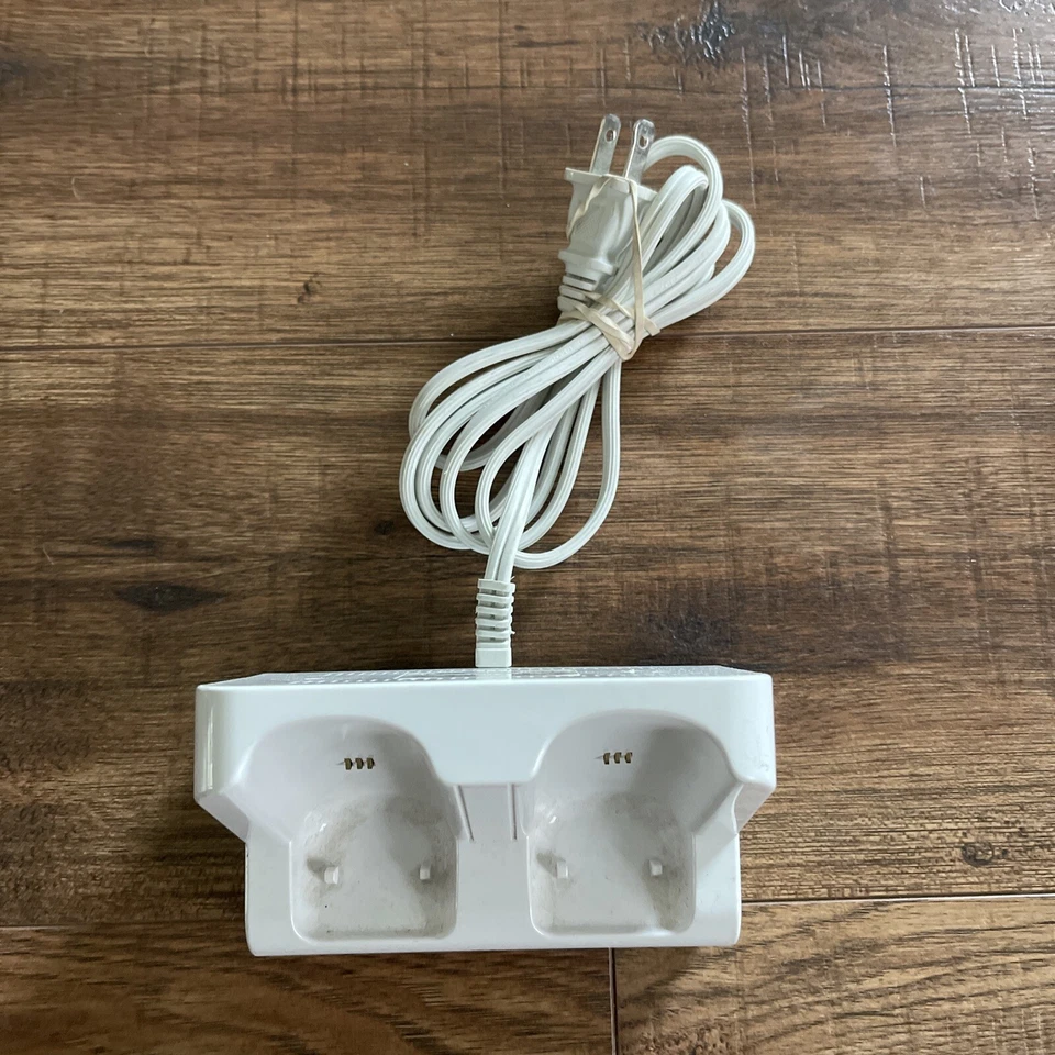 Nyko Wii Controller Battery Charge Station - Image 2 of 3