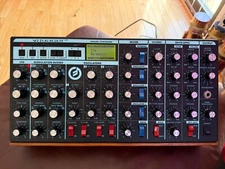 READ MOOG RACK Minimoog Voyager RME synthesizer V3.5 /rack mount