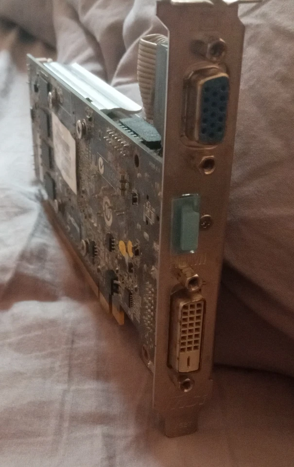 MSI Radeon HD 6570 1GB DDR3 Graphics Card - Image 2 of 4