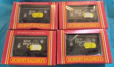 BOXED HORNBY RAKE OF 4 R205 VAN HOUTENS COCOA VENTILATED VANS OO GAUGE