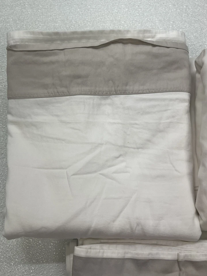 Frette Flying 4pc Queen Sheet Set White/Grey Preowned W/defects - Image 3 of 4