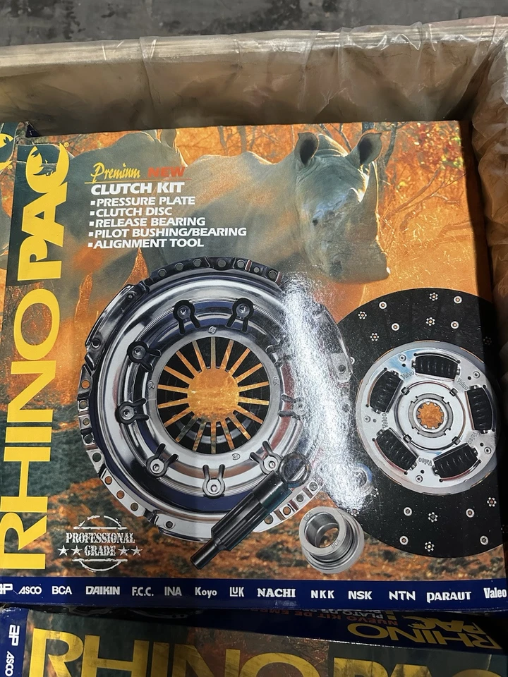 KIT DE EMBRAGUE RHINOPAC 07-027 OE PLUS PARA MODELOS SELECTOS DE FORD Y MERCURY 1963-1979  Foto 2 de 2