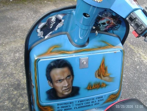 vespa px125 custom airbrushed ghost rider - Picture 4 of 7