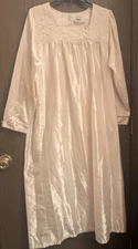 Go Softly Vtg Satin  Nightgown  Sz-S Lgt Pink LongSleeve
