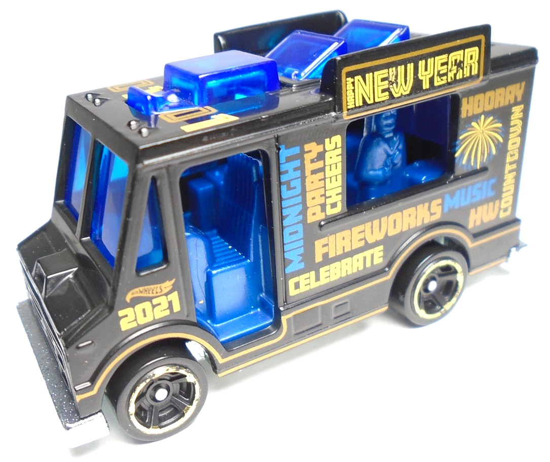 2020 HOT WHEELS HW HOLIDAY QUICK BITE NEW YEAR 2021 BLACK DIECAST 2 5/8" TRUCK