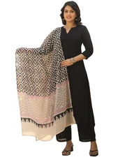 Gosriki Women'S Rayon Blend Straight Solid Kurta With Pant & Dupatta (Jamana ...