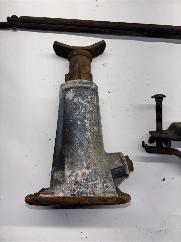 1972-1980 DODGE D100 D200 D300 W100 W200 Jack assembly - Image 4 of 4