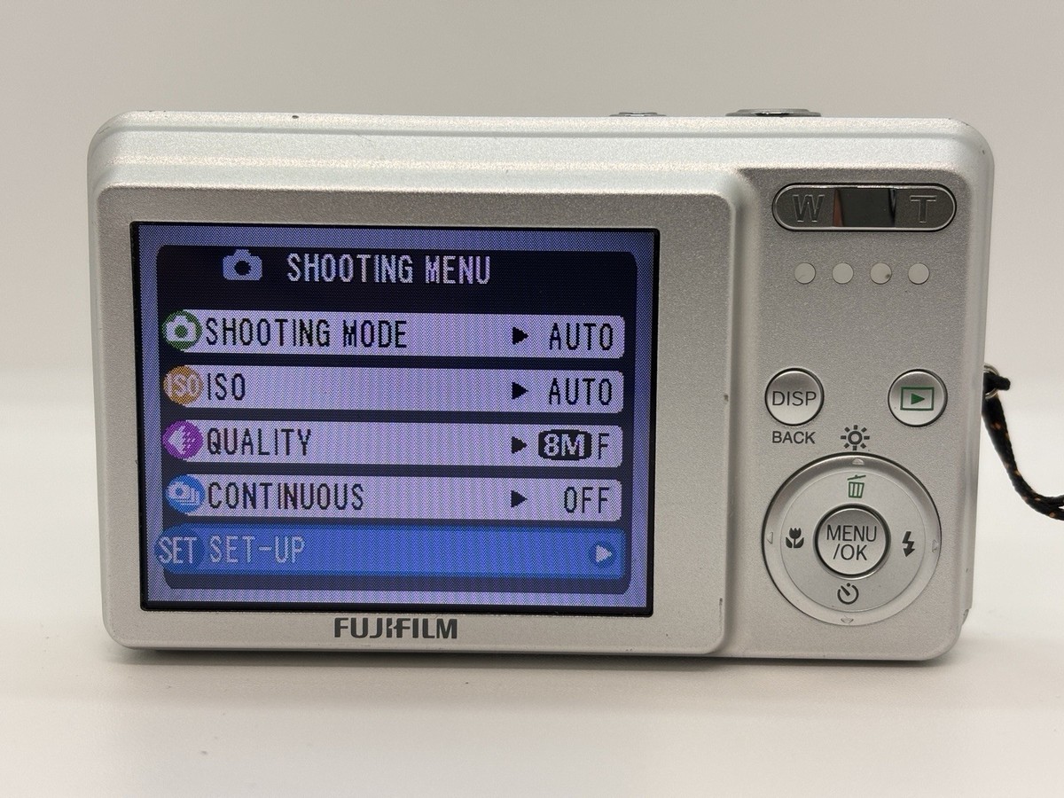 Fujifilm FinePix J10 8.2MP 3x Zoom Compact Digital Camera Silver