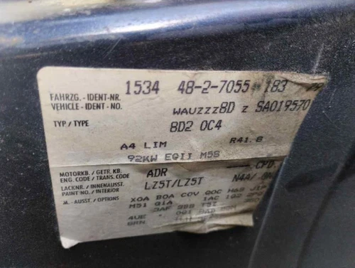 Quadro Strumenti per AUDI A4 BERLINA (B5) 1.8 1994 1493598 - Foto 4 di 10
