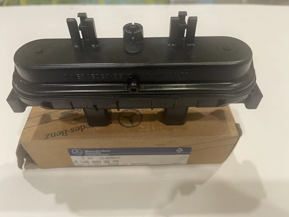 Mercedes Benz Genuine W140 Trunk Vacuum Element 1408002675 New - Image 2 of 4