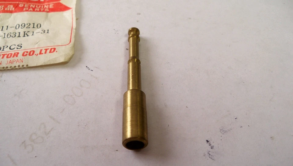 Оригинальный плунжер стартера карбюратора Suzuki 1968 150-S32-2 13411-09210 новый из старых запасов - Изображение 2 из 4