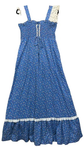 blue and white peasant dress Oxfords