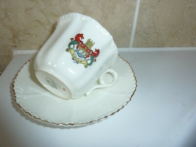 FORDS & POINTON PORZELLAN 6,2 CM HOHE TASSE & 14 CM BREITE UNTERTASSE MIT SOHAM, CAMBS WAPPEN