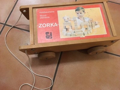 Zorka Nachzieh Wagen Holzspielzeug Vintage bunte Holzbausteine